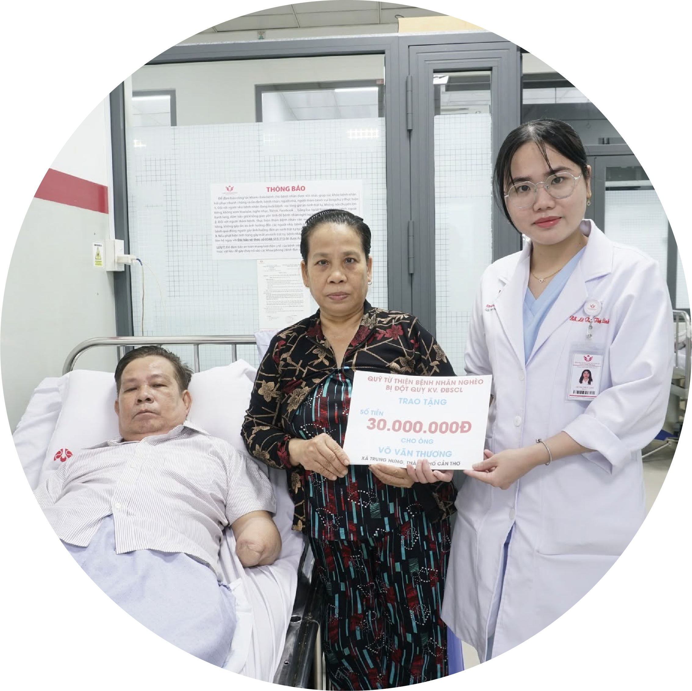 Trao hỗ trợ bệnh nhân 3